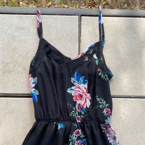 Forever 21 Strappy Floral Dress